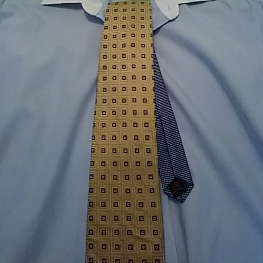 Tommy Hilfiger Gold Pattern Tie